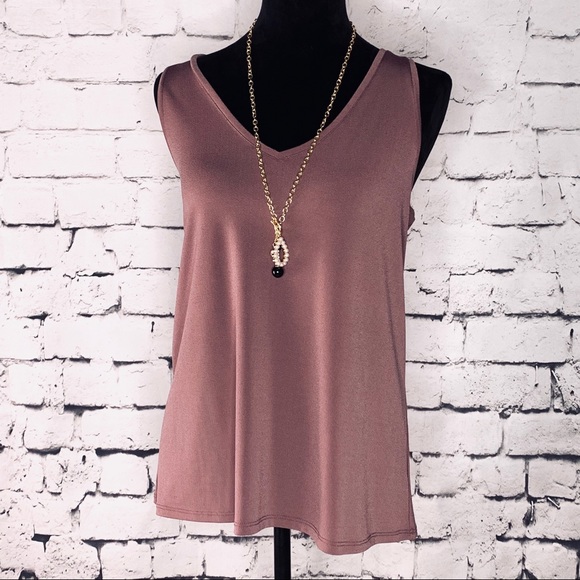 Express Tops - Express V Neck Sleeveless Blouse NWT